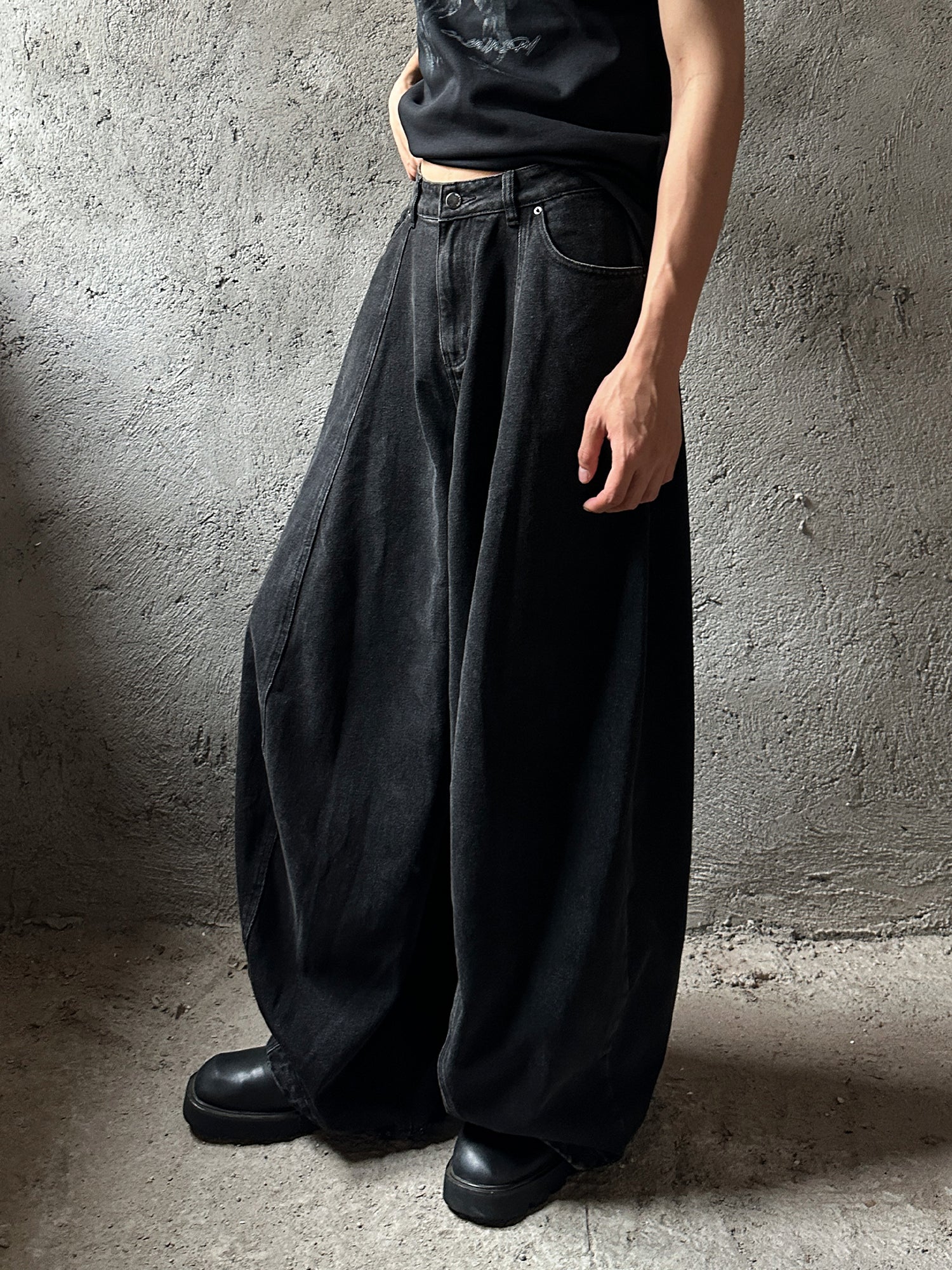 ONENINE34PM 丨[PERFECT SILHOUETTE] JEANS