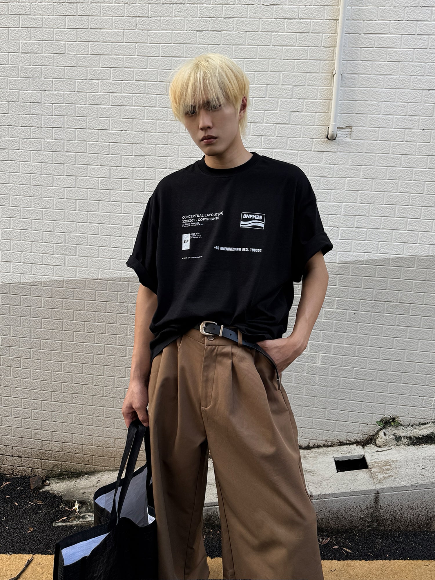 ONENINE34PM 丨[STATEMENT GRAPHICS] T-shirt